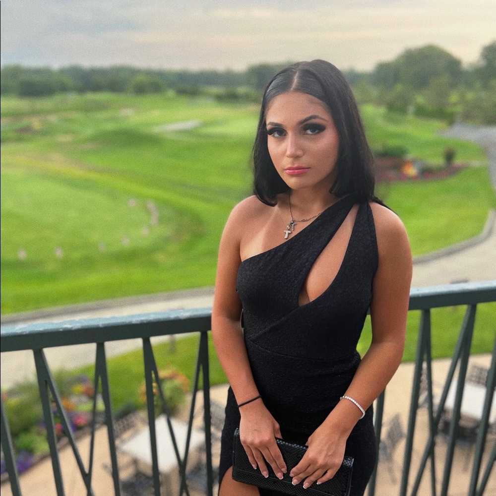 ***Worn Once*** - image 4